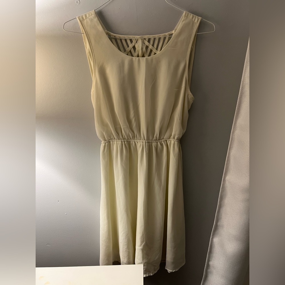 cream/white dress